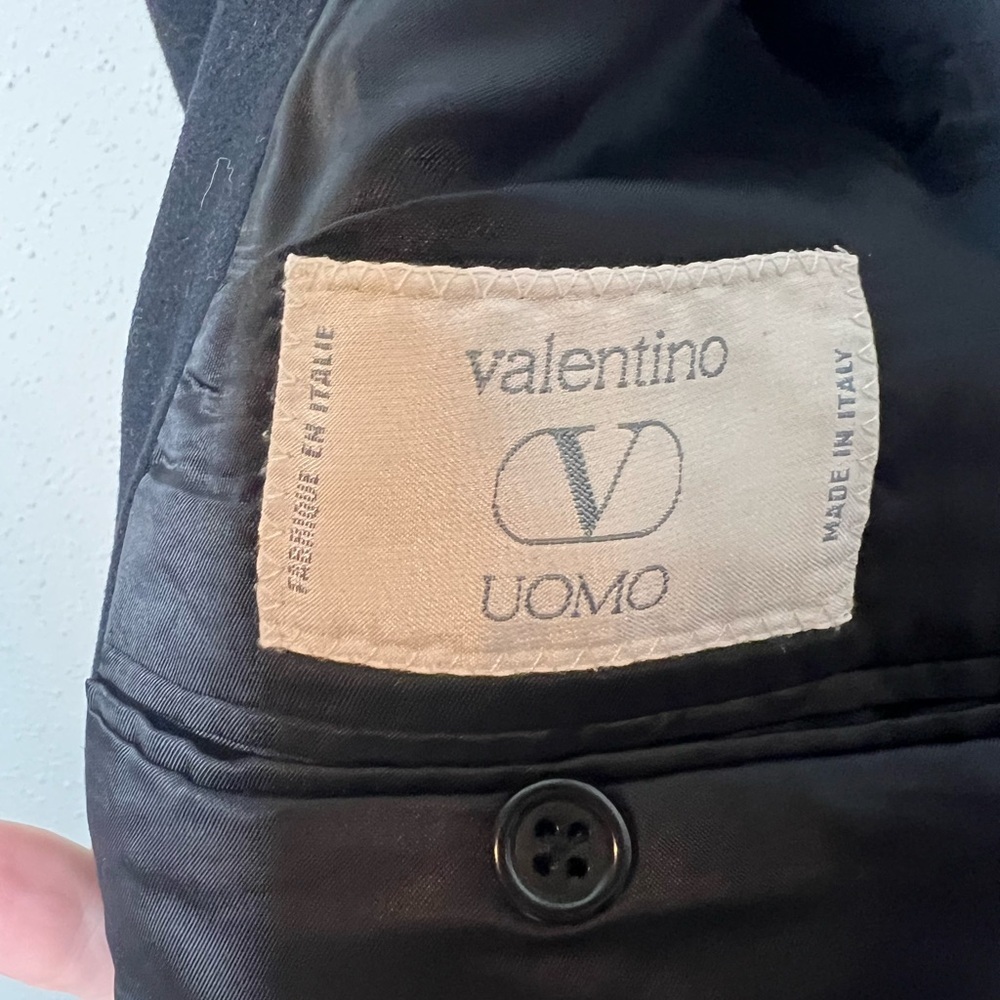 Vintage Men’s Valentino Cashmere Coat - Picture 6 of 7